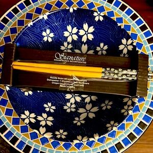 Signature Blue and White Floral Printed Ceramic Ramen Noodle Bowl